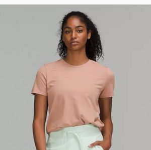 NWT Lululemon Love Crew T-Shirt sz 2